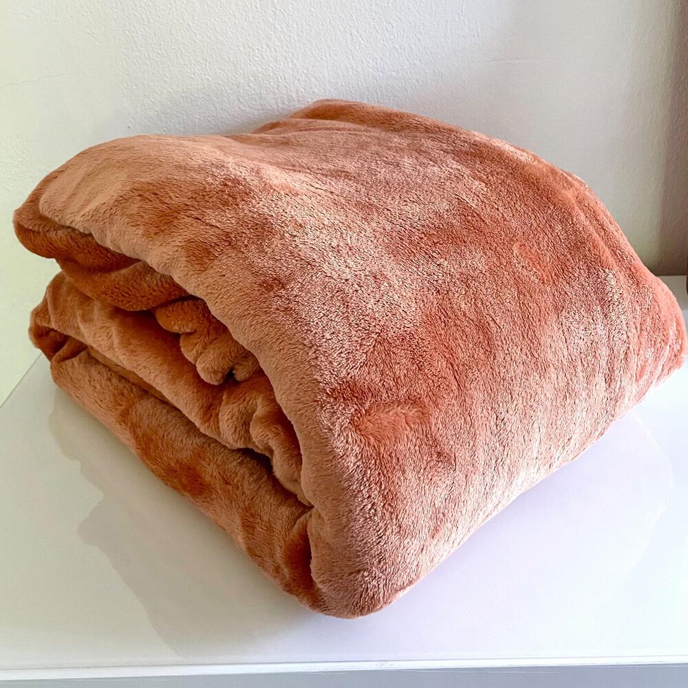 Peking Handicraft 90" x 108" Queen Plush Blanket in Tan Clay, , large