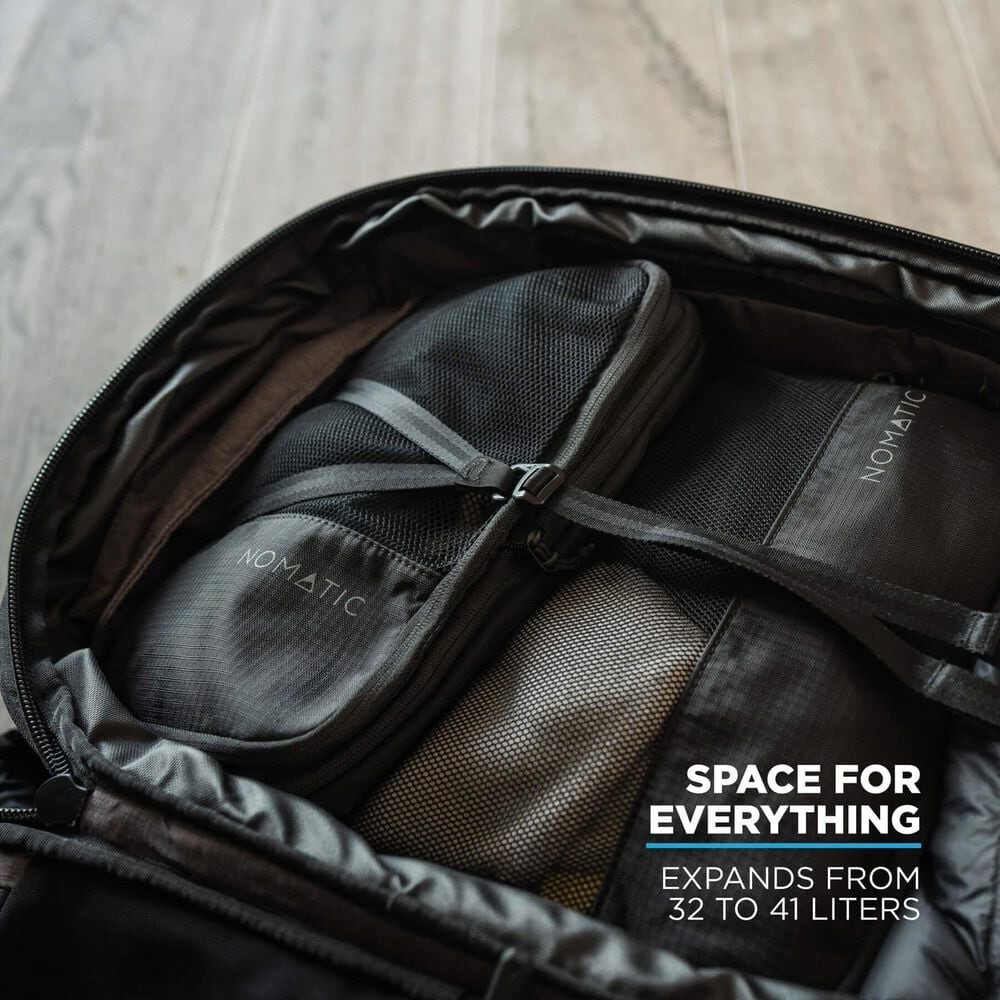 Nomatic Navigator 32L Travel Backpack in Black, , large