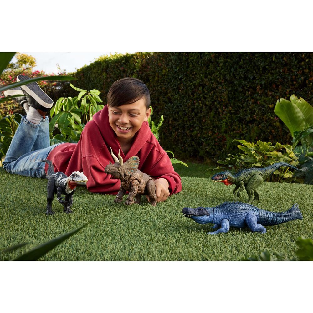 Jurassic World Rebirth Gigantic Thrashers Chilantalsaurus Dinosaur Action Figure in Multicolor, , large