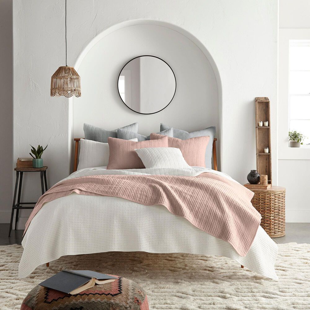 Levtex Mills Waffle 3-Piece Full/Queen Quilt Set in Blush, , large