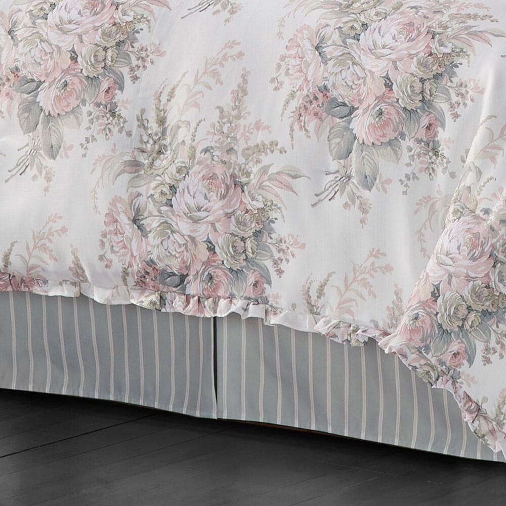 J. Queen New York Estelle 4-Piece King Comforter Set in Blush, , large