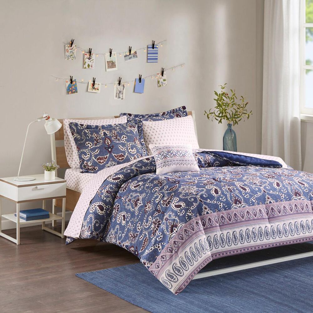 Hampton Park Calico 8-Piece Queen Comforter Set in Purple, , large