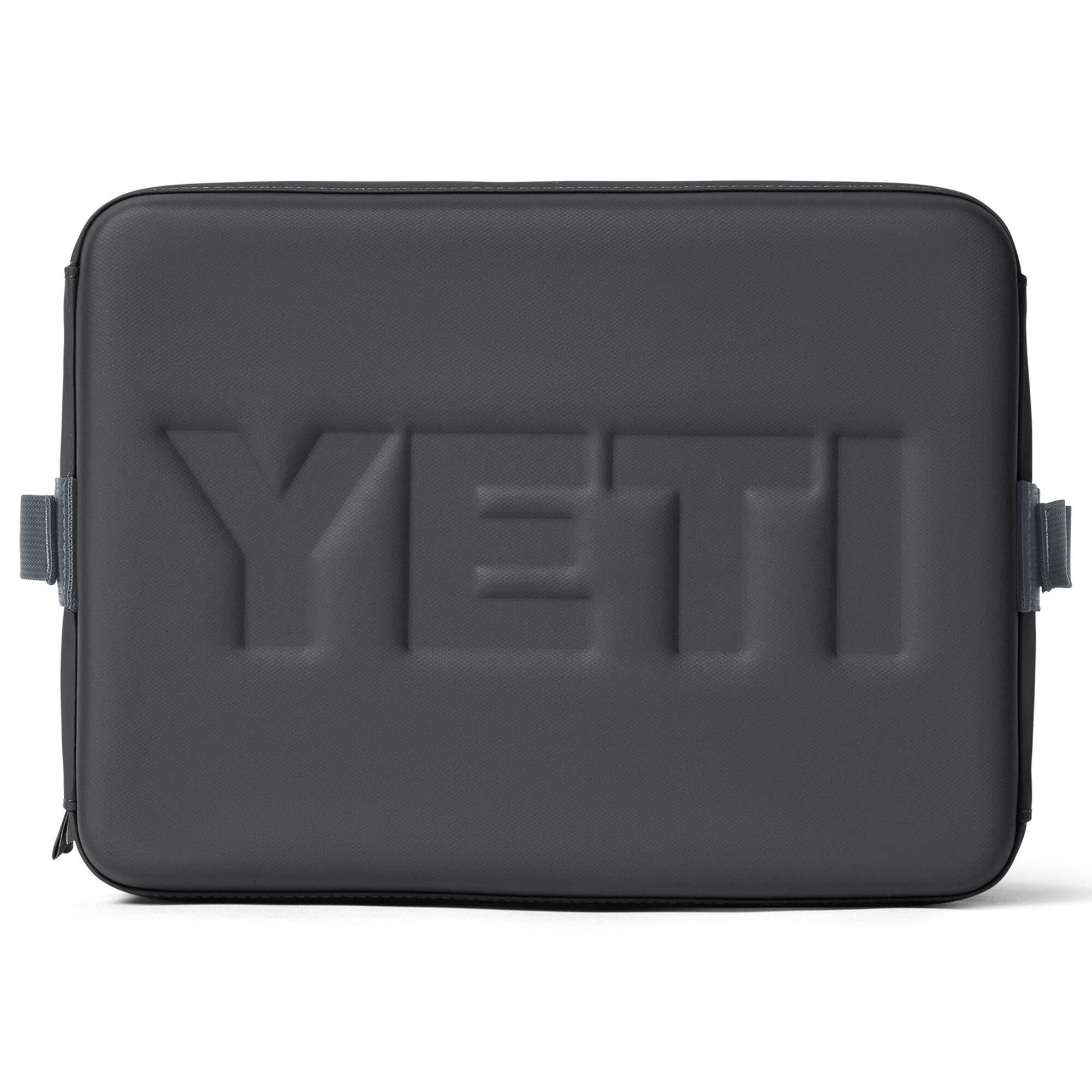 YETI Daytrip 9L Insulated Box in Charcoal