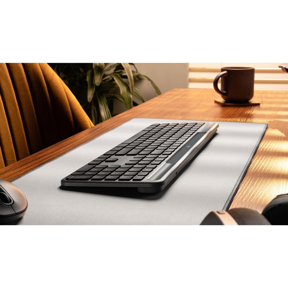 Logitech Signature Slim Solar+ Wireless Keyboard for Mac in Graphite, , large