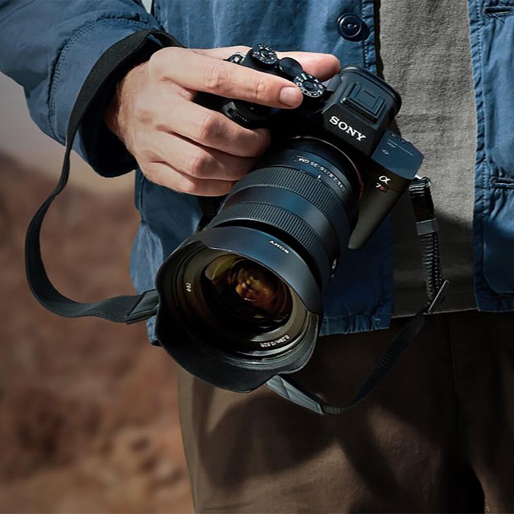 Sony Alpha 7R IV - Full-frame Interchangeable Lens Camera 61MP, 10FPS, 4K/30p, , large