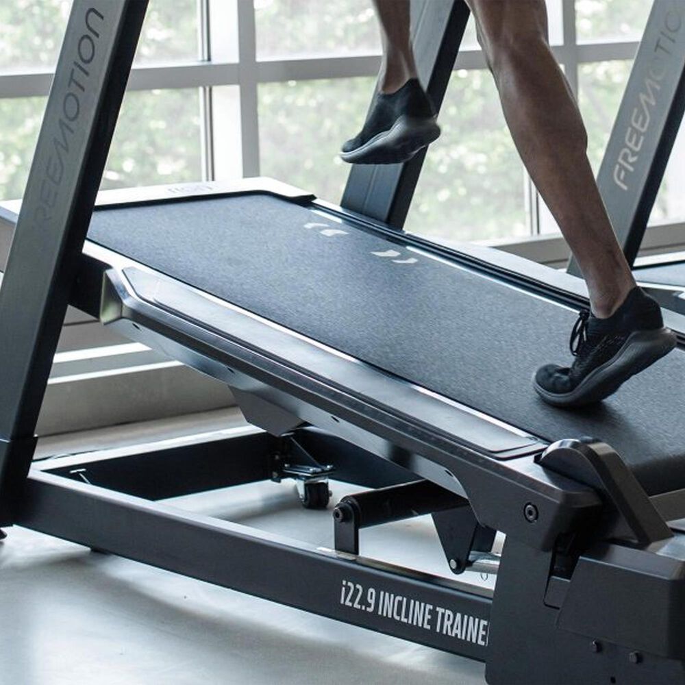 FreeMotion 22 Series Incline Trainer in Flat Black, , large
