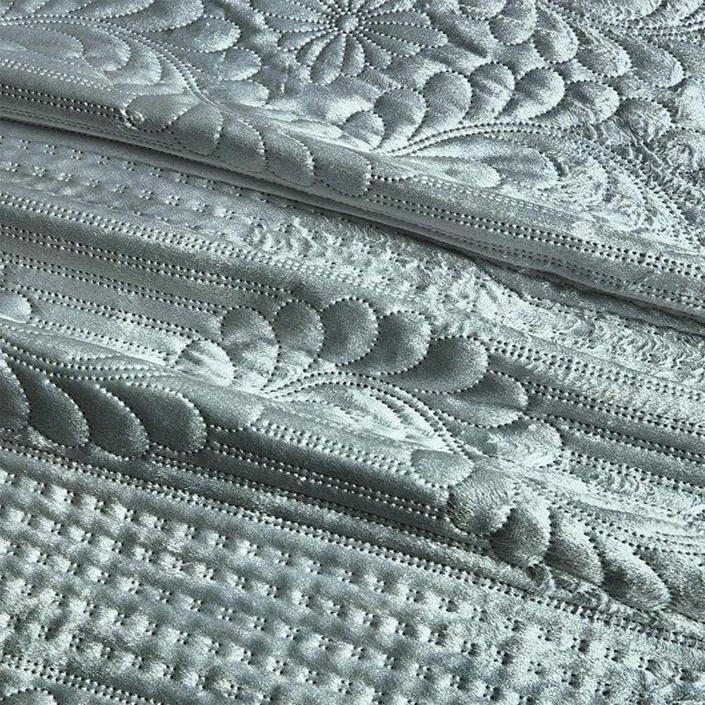 Duke Imports Virah Bella Micromink 3-Piece King Quilt Set in Diamond Knit Silver, , large