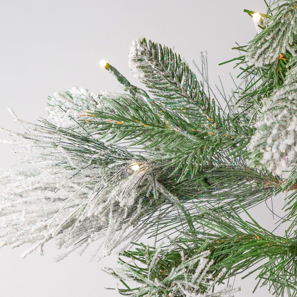 The Gerson Company 9&#39; Pre-Lit Artificial Garland with White LED Lights in Green, , large