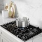 Bosch 800 Series 30" Gas Cooktop in Black, , large