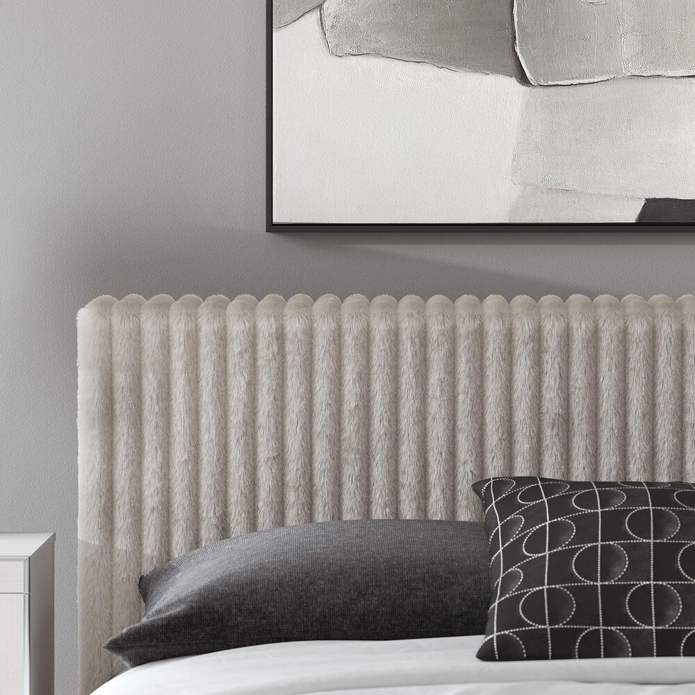 Ashley Zuraleus 3-Piece California King Upholstered Platform Bedroom Set in Matte White, , large