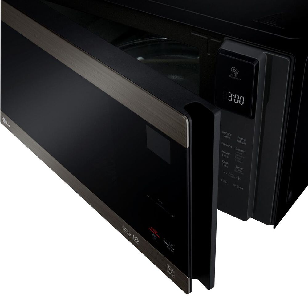 LG 1.5 Cu. Ft. NeoChef Countertop Microwave with Smart ...