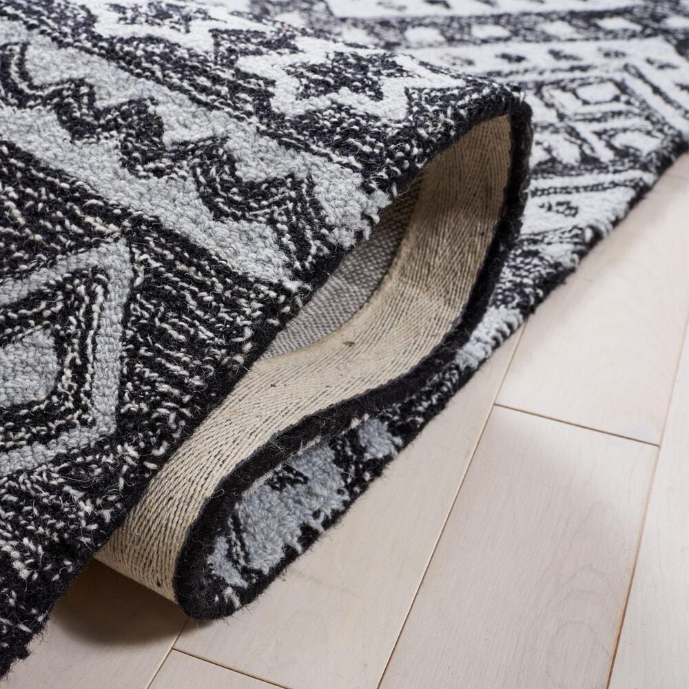 Safavieh Micro-Loop Southwestern 6&#39; x 9&#39; Black and Ivory Area Rug, , large