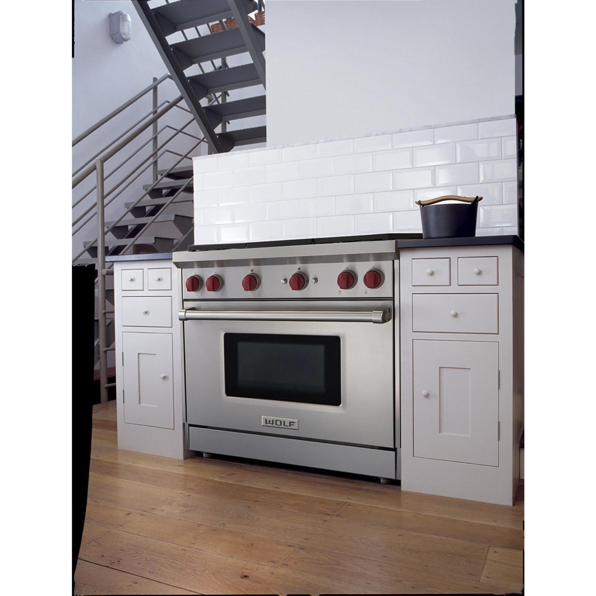 Wolf stove on sale 6 burner