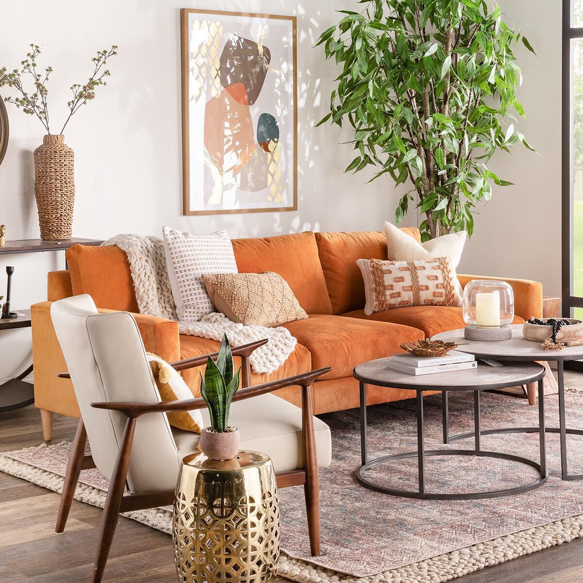 Beige accent online