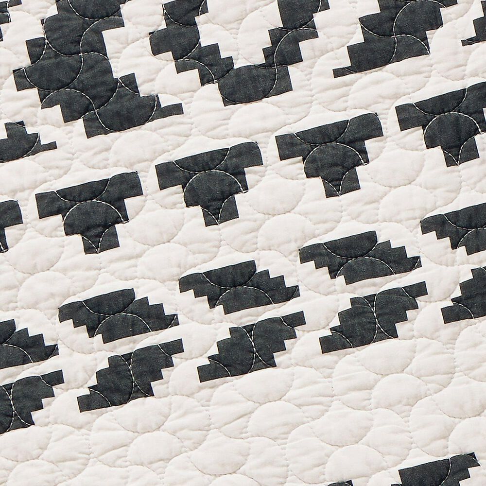 Peking Handicraft Queen Ranch 3-Piece Full/Queen Quilt Set in Black and White, , large