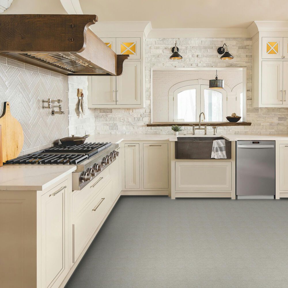 Karastan Luxury Escape Carpet in Whisper, , large