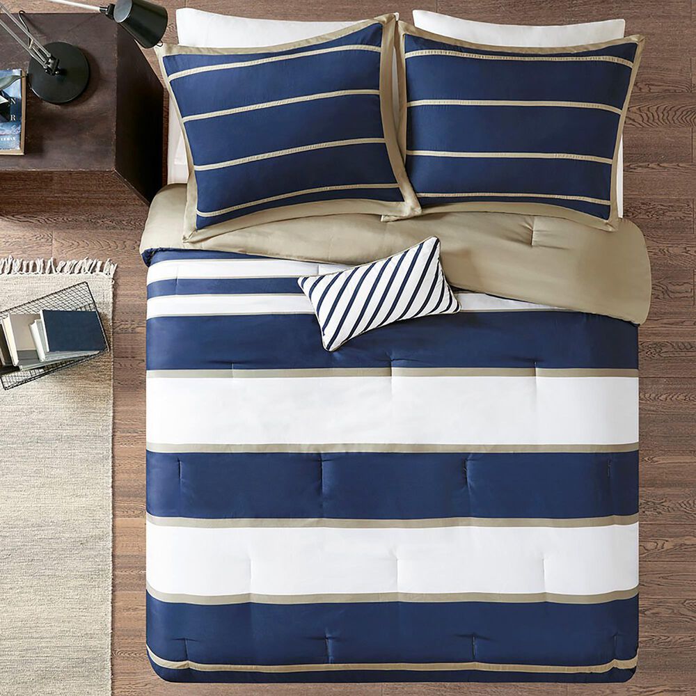 Hampton Park Ashton 4-Piece King/California King Comforter Set in Navy, , large