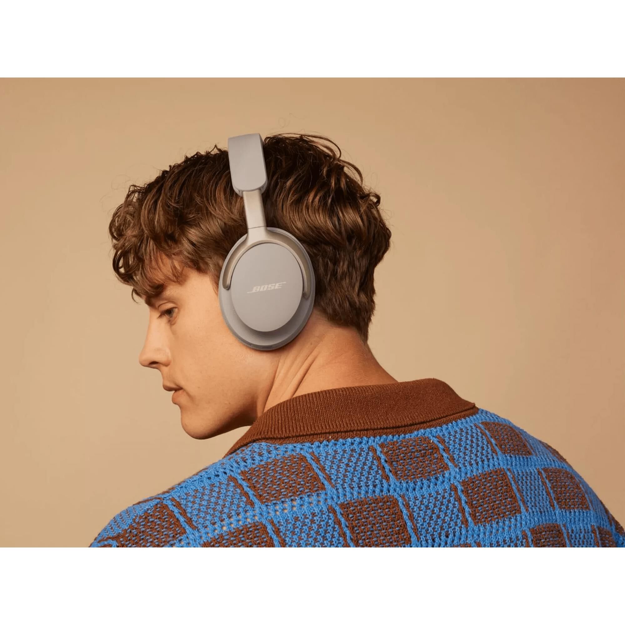 BOSE QUIETCOMFORT ULTRA Headphones 淡い