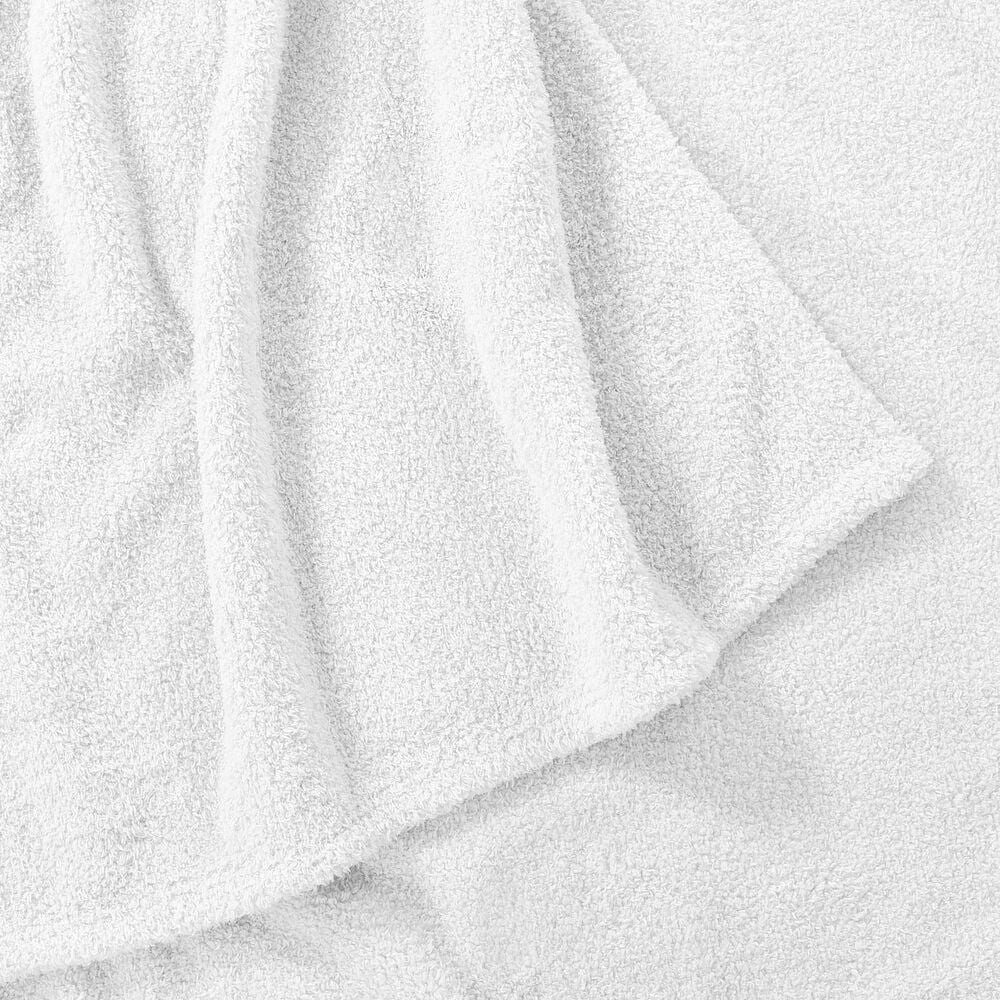 J. Queen New York Cozy 50&quot; x 70&quot; Throw in White, , large