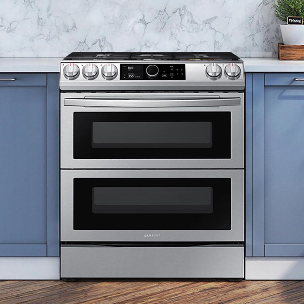 Samsung 6.0 Cu. Ft. Flex Duo Front Control Slidein Gas Range with