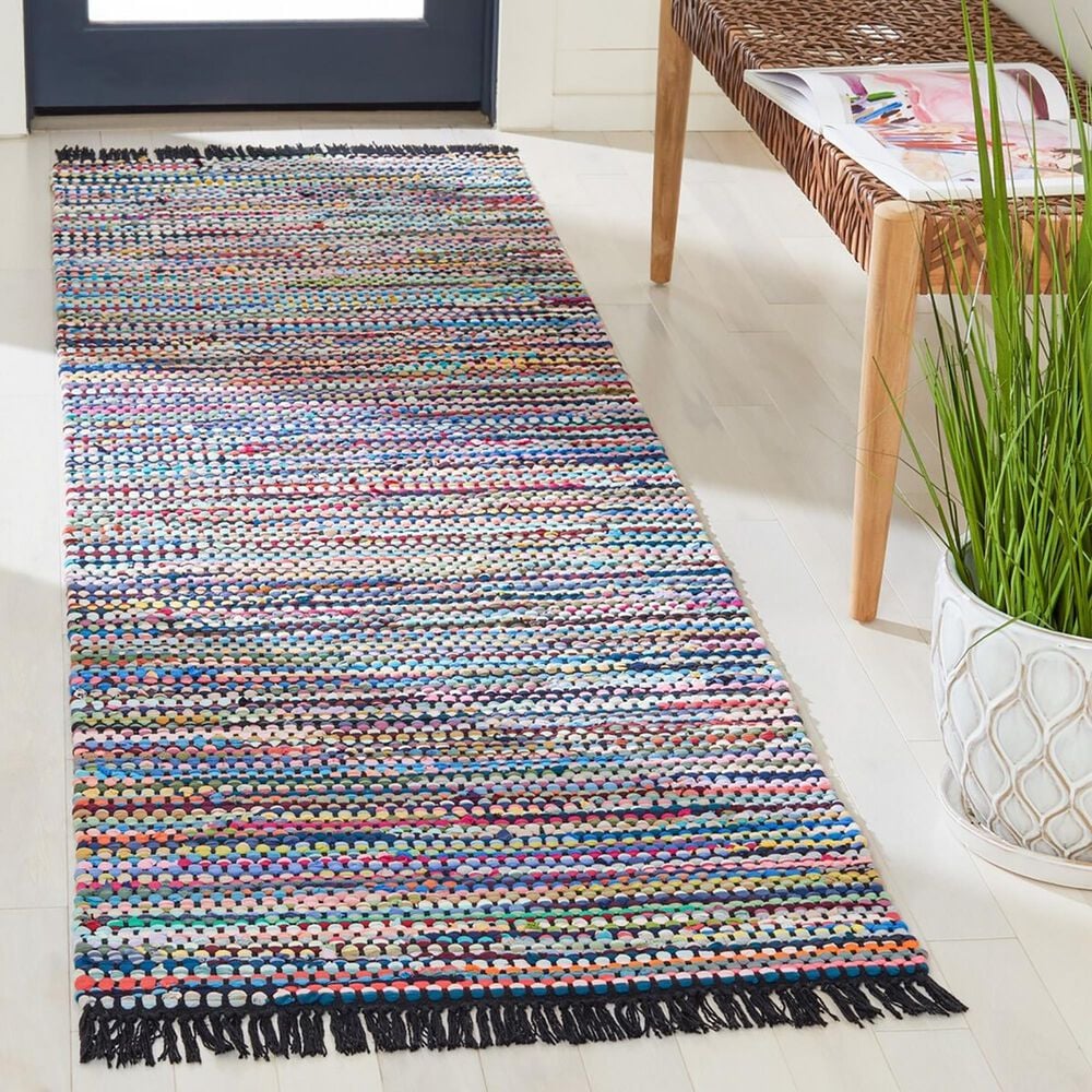 Safavieh Montauk 2&#39;3&quot; x 8&#39; Black and Pink Runner, , large