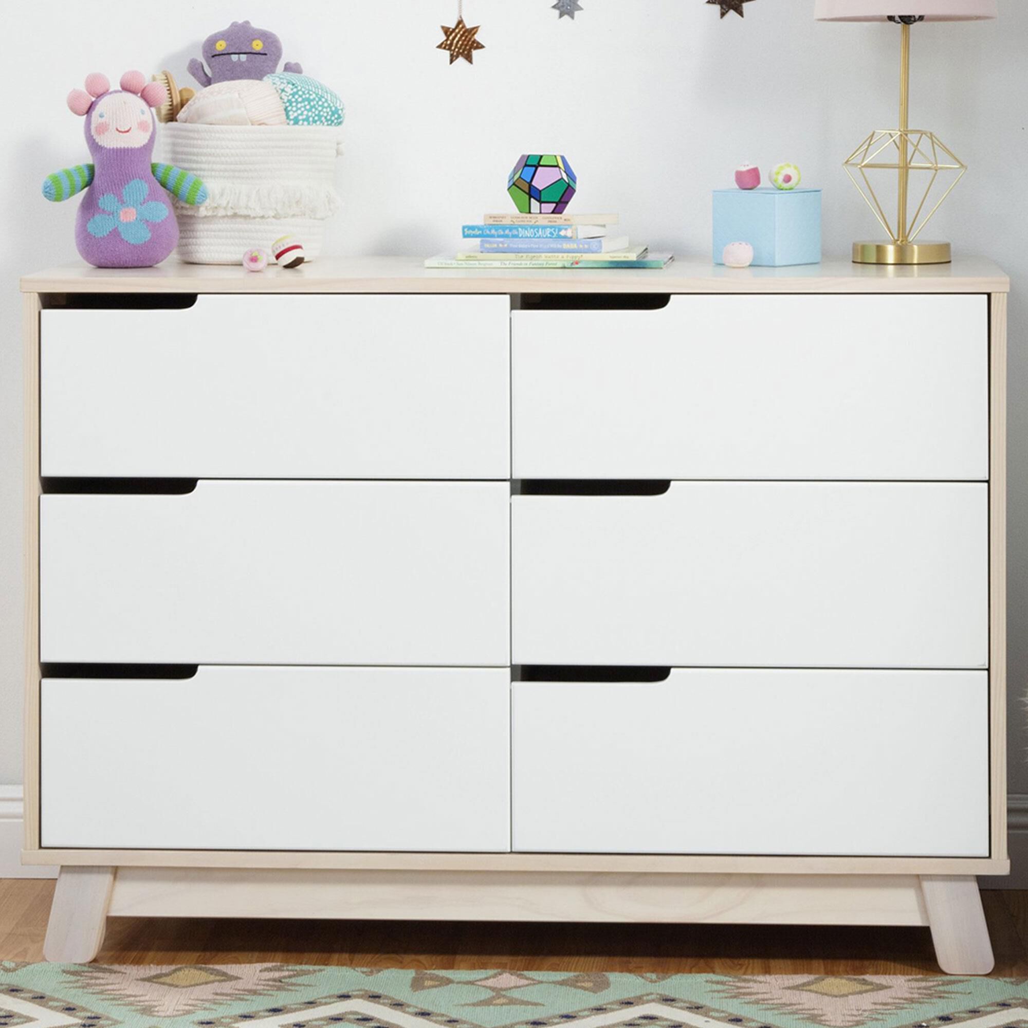 Babyletto hudson hotsell dresser 6 drawer