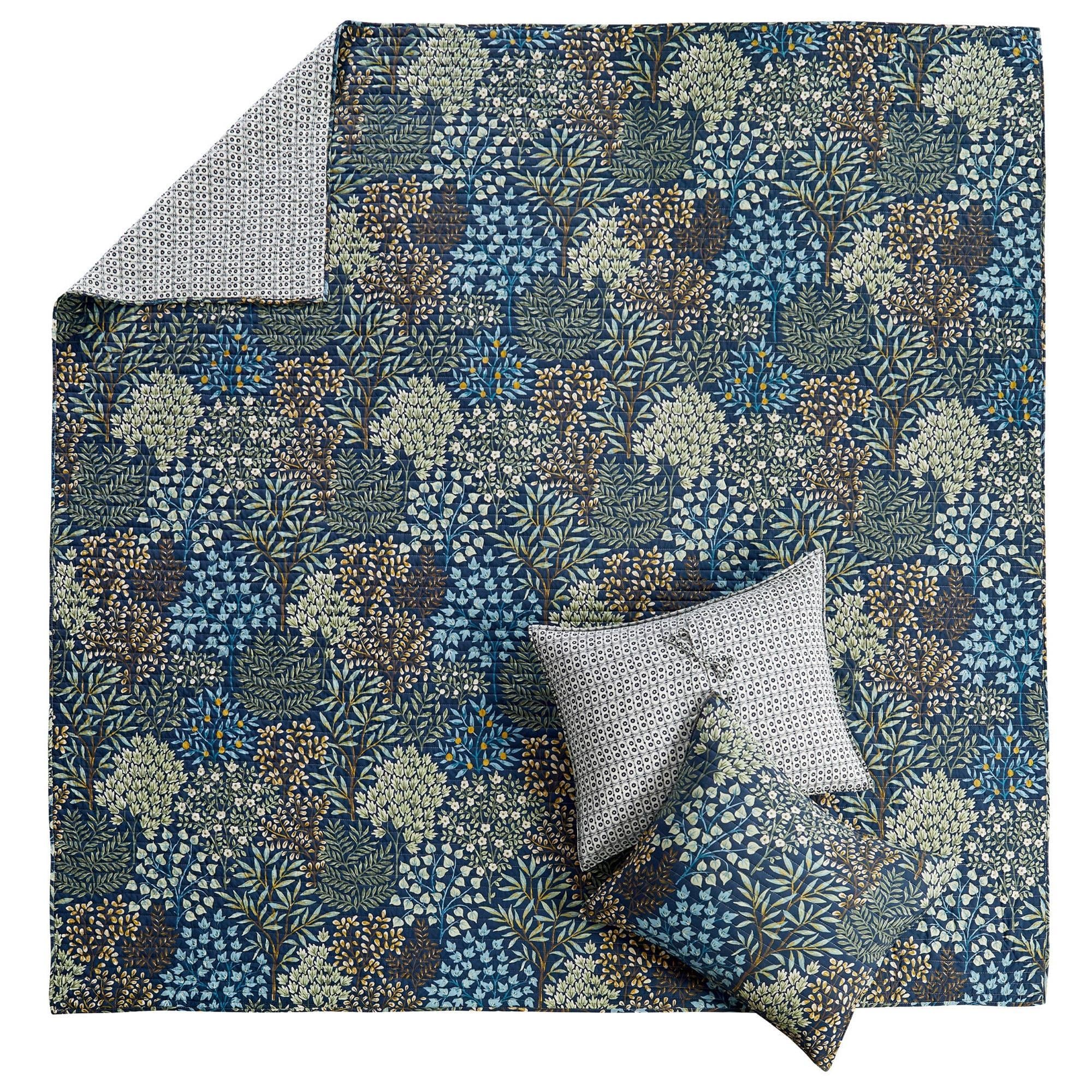 Levtex English Forest 3-Piece Full/Queen Quilt Set in Navy
