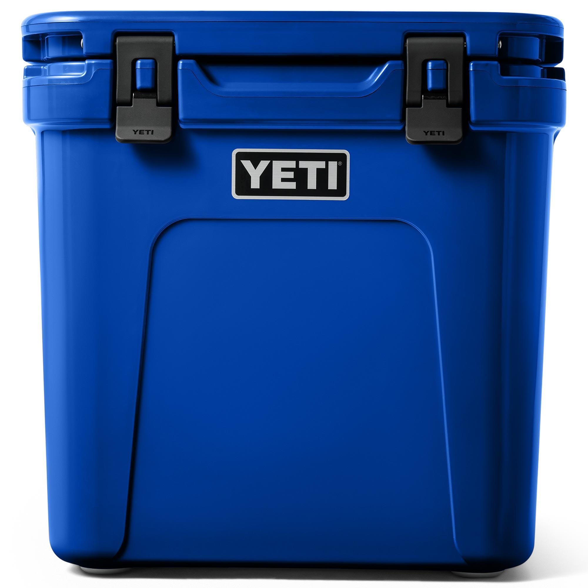 YETI Roadie 32 Wheeled Cooler in Royal Blue