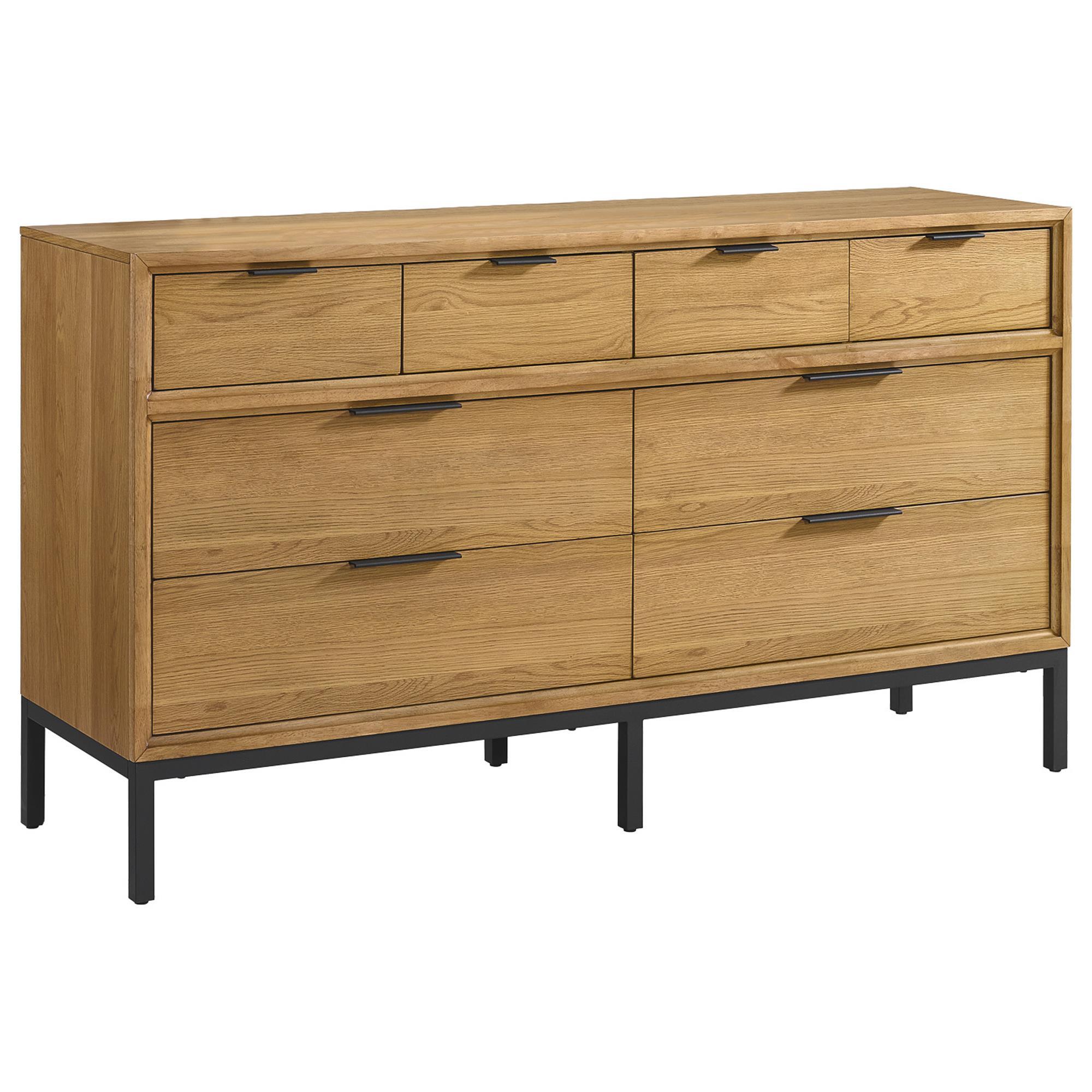 Hawthorne Furniture Newport 8-Drawer Dresser in Natural Oak