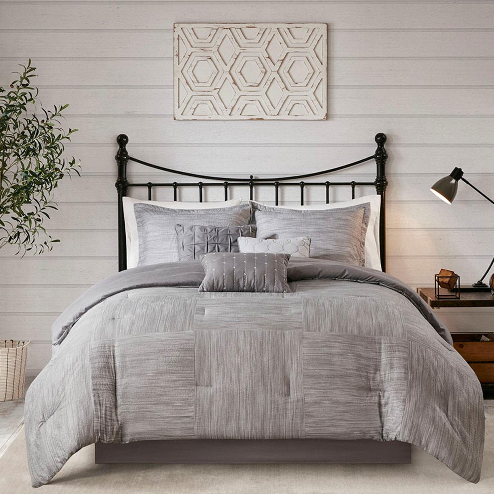 Hampton Park Walter 7 Piece California King Comforter Set In Grey Nebraska Furniture Mart California King Comforter Set In Grey, California King Gray Bedding